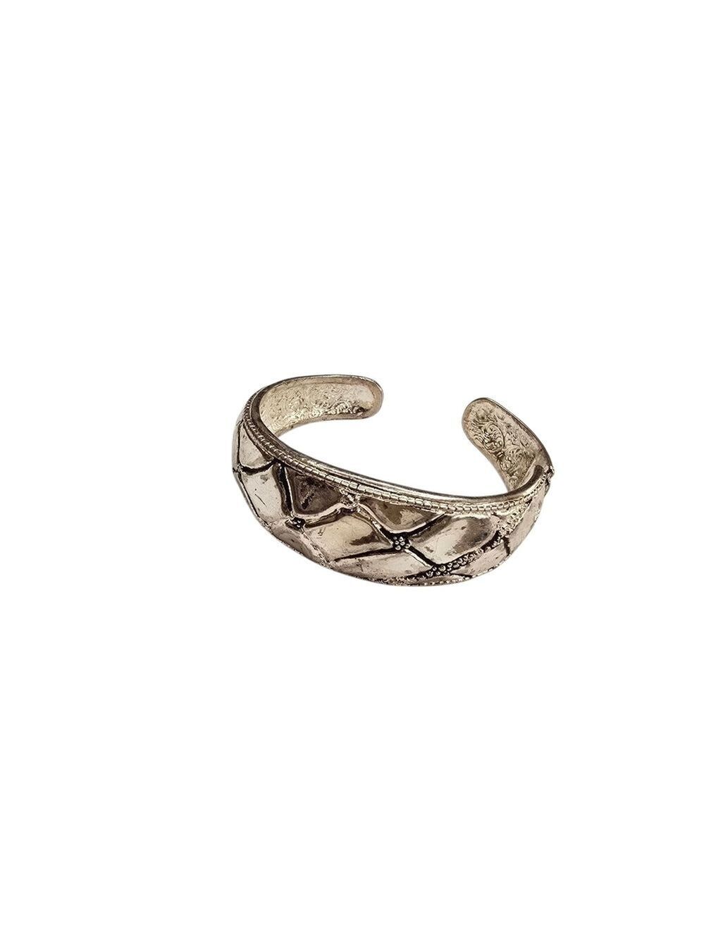 Silver Tone Hinged Tip Cuff Bracelet